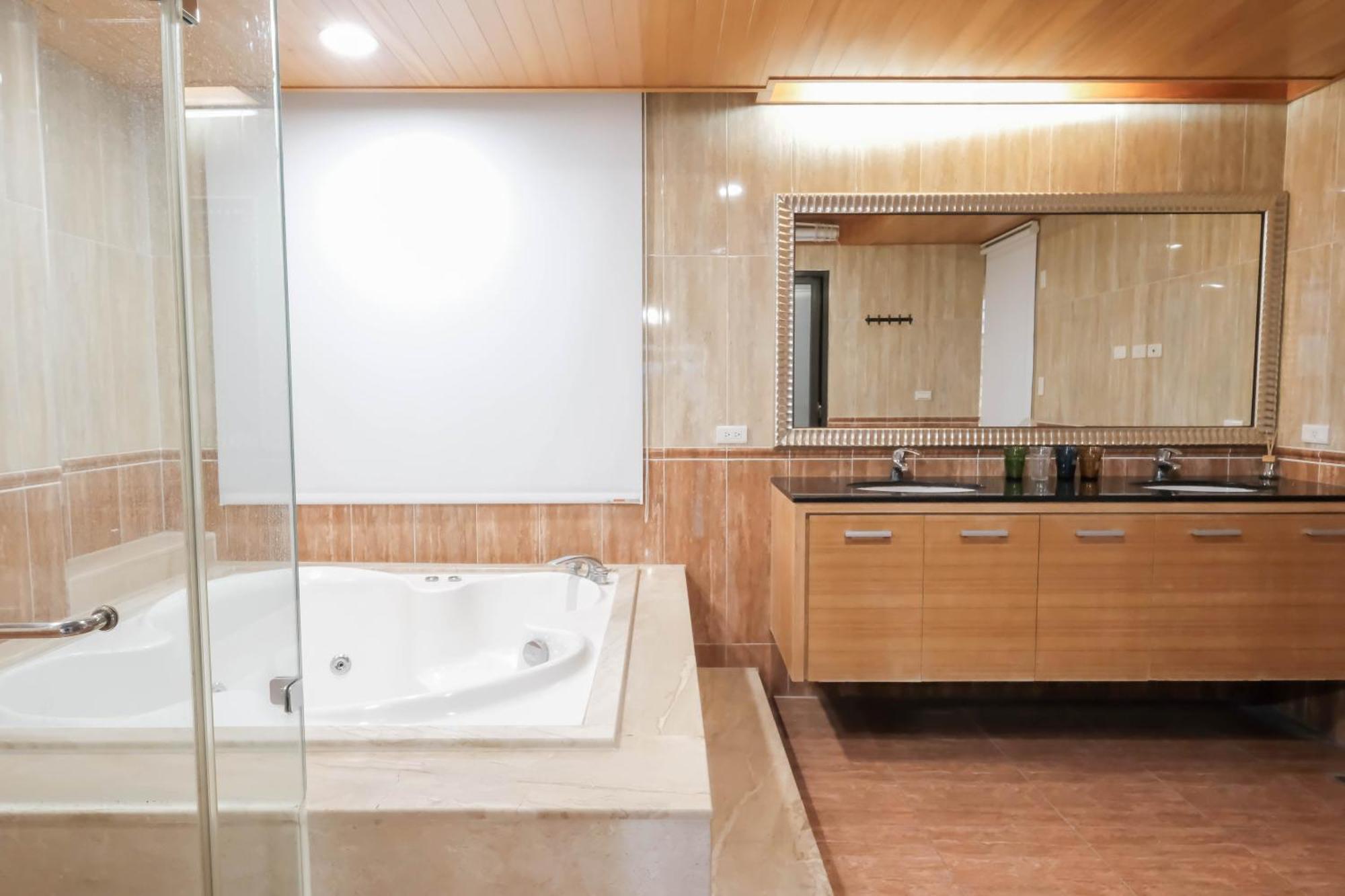 Huzi Room Tainan Exterior photo
