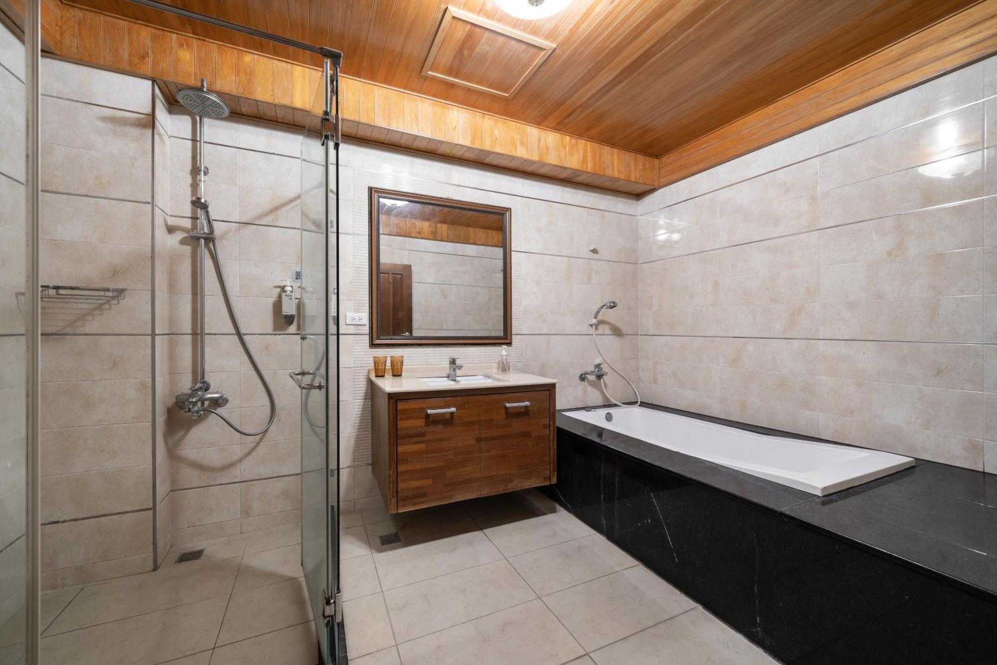 Huzi Room Tainan Exterior photo