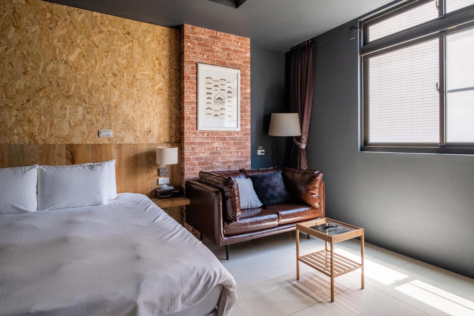 Huzi Room Tainan Exterior photo