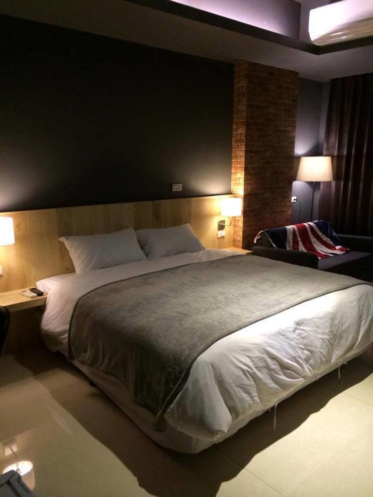 Huzi Room Tainan Exterior photo