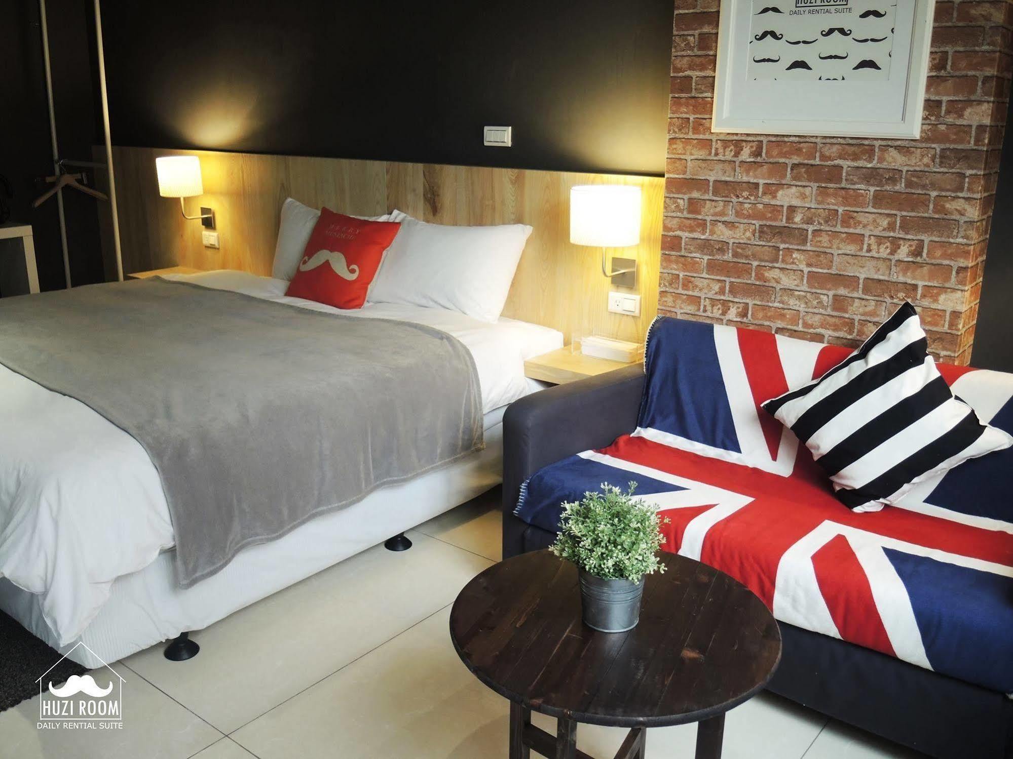 Huzi Room Tainan Exterior photo