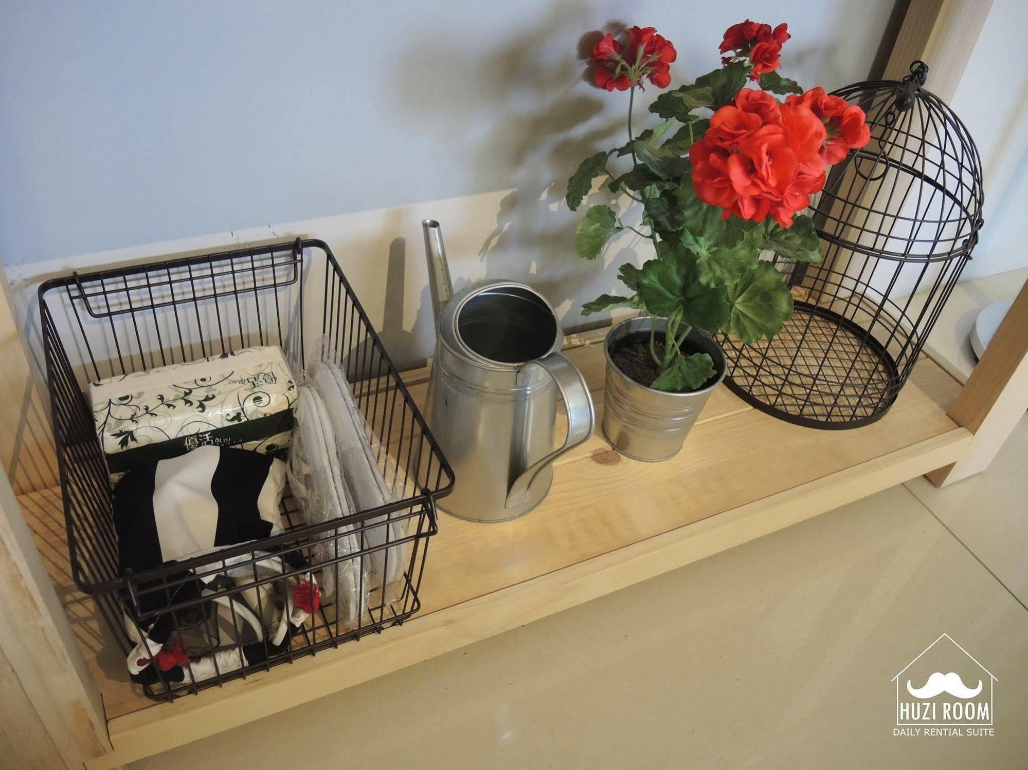 Huzi Room Tainan Exterior photo