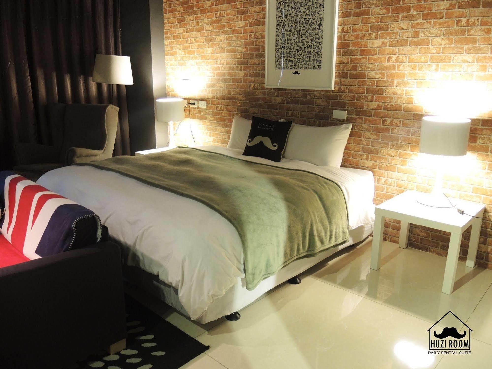 Huzi Room Tainan Exterior photo